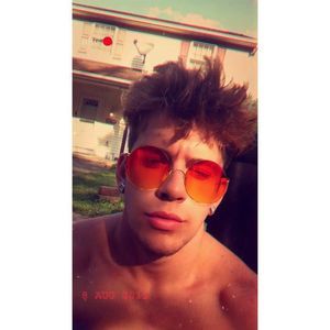 Meet your Posher, Robert